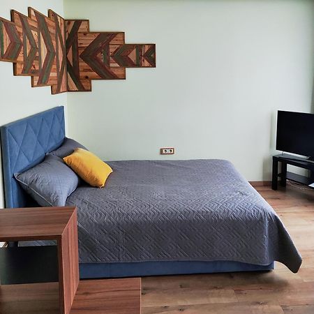 Apartments Franny'S Bees Вилнюс Екстериор снимка