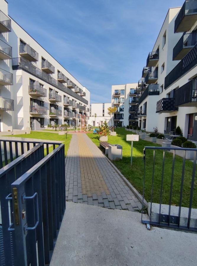 Apartments Franny'S Bees Вилнюс Екстериор снимка