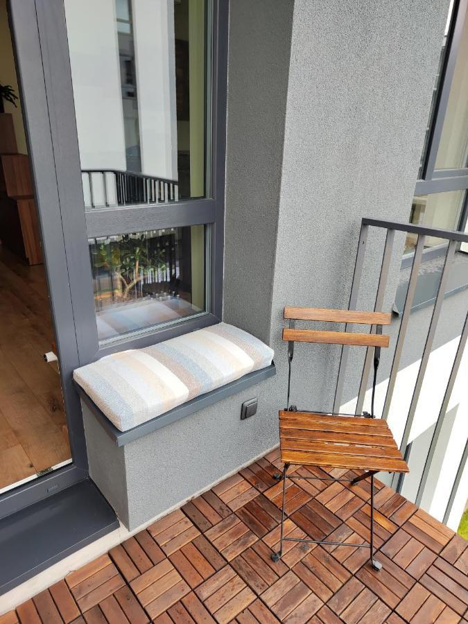 Apartments Franny'S Bees Вилнюс Екстериор снимка