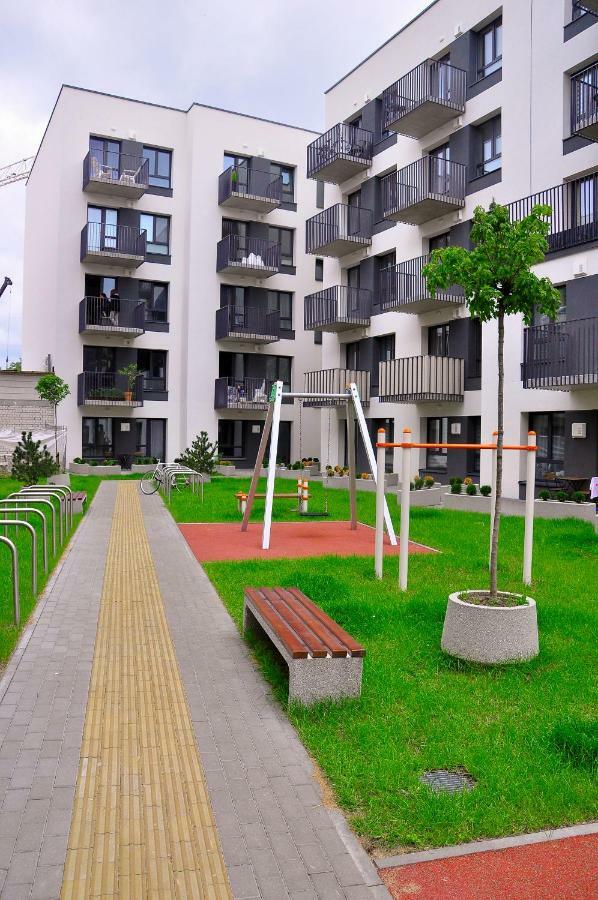 Apartments Franny'S Bees Вилнюс Екстериор снимка